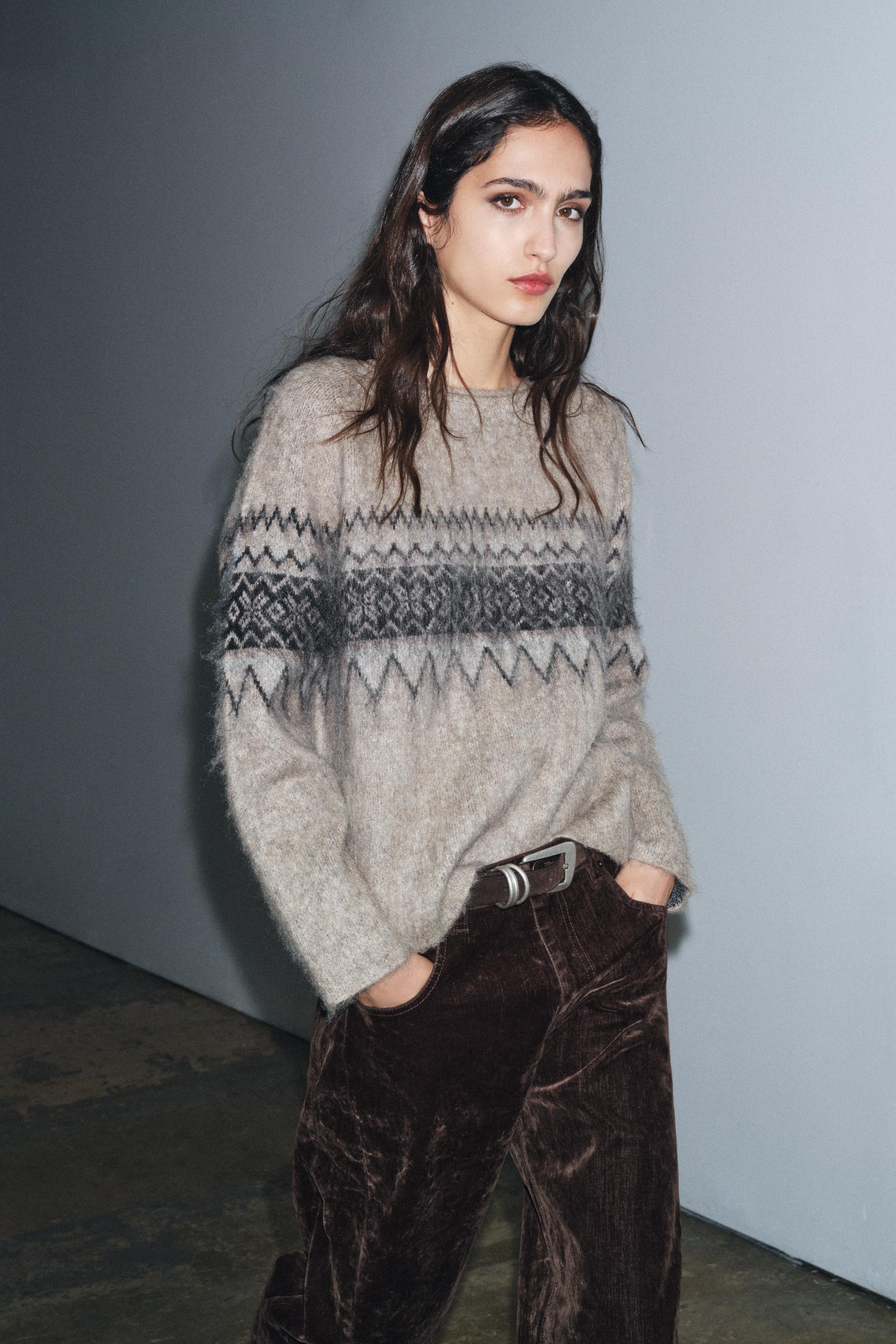 BRUSHED EFFECT JACQUARD KNIT JUMPER